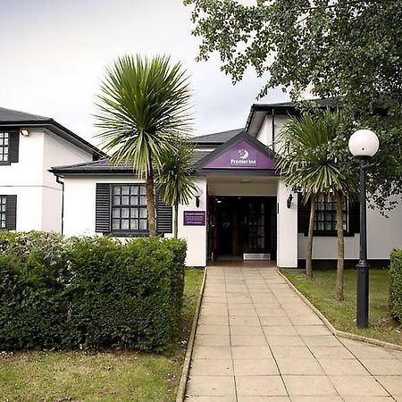 Premier Inn Cobham Cobham  Buitenkant foto